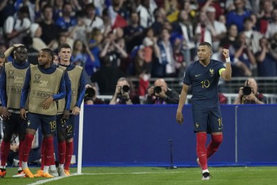 Франция и Англия продължават без грешка в квалификациите за Евро 2024 (ОБЗОР)