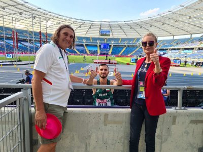 Олимпийският финалист в скока на височина Тихомир Иванов донесе първа