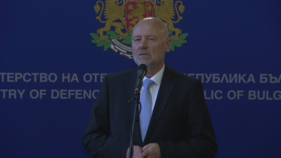 Министърът на отбраната Тодор Тагарев представя екипа си и приоритетите