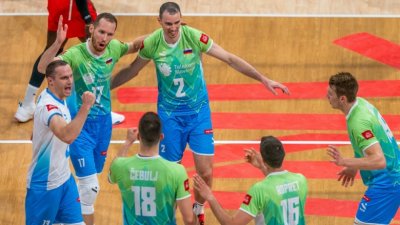 Волейболистите от мъжкия национален отбор на Словения нанесоха поредно поражение