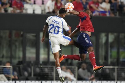 Отборите на Панама и Мартиника започнаха с победи първенството по