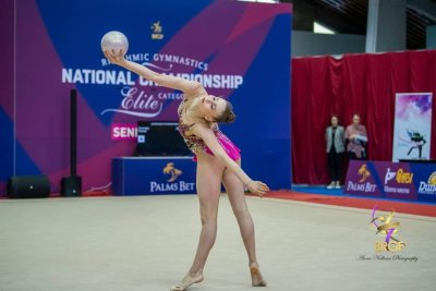 Гимнастичката Лъчезара Пекова е втора след първия ден в многобоя на турнира "Жулиета Шишманова" в Бургас