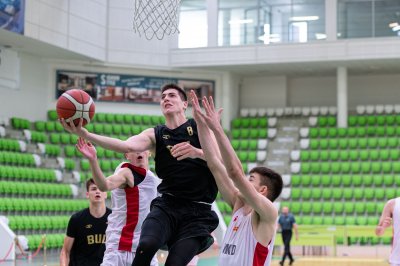 Националният отбор на България по баскетбол за юноши до 18