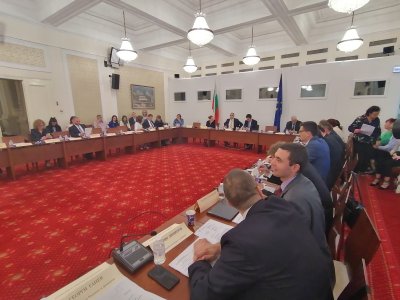 Три парламентарни комисии обсъдиха бюджета за 2023 г.