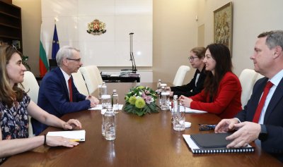 Премиерът Денков се срещна с делегация на Световната банка