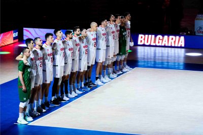 Националният отбор на България по волейбол за мъже отстъпи пред