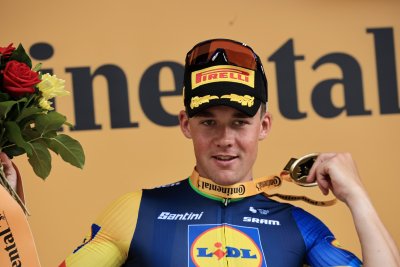 Датчанинът Мадс Педерсен от отбора на Лидл Трек спечели осмия етап