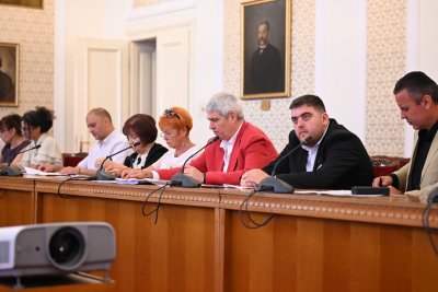 В третия ден на протести КНСБ разговаря с 4 от парламентарните групи