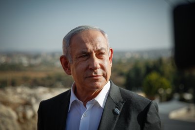 Бенямин Нетаняху е откаран в болница, след като се почувствал зле