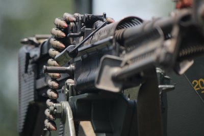 ЕП одобри плановете за предоставяне на повече боеприпаси за Украйна