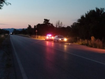 Полицията залови два леки автомобила с мигранти в София (СНИМКИ)