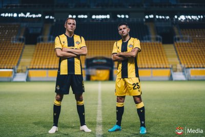Ботев Пловдив представи основния екип за новия сезон Жълто черните пуснаха