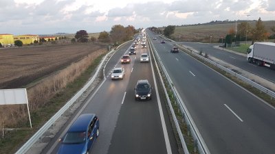 Движението при км 270 на АМ Тракия в посока Бургас