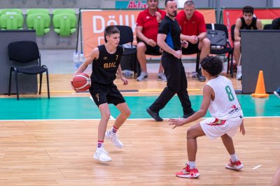 Националният отбор на България по баскетбол за момчета до 16