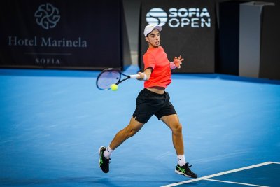 Адриан Андреев се класира за втория кръг на турнир по тенис в Триест