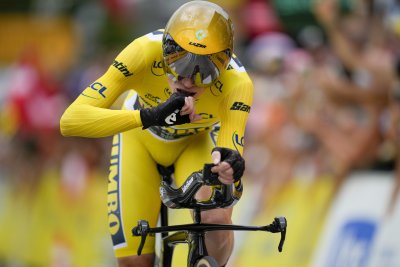Йонас Вингегор постигна успех в часовникарския етап в Тур дьо Франс