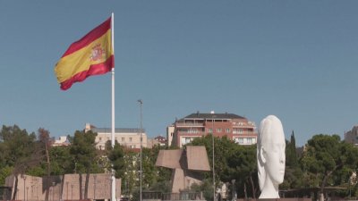 Крайнодясна партия в Испания с шанс да влезе в управлението за първи път след режима на Франко