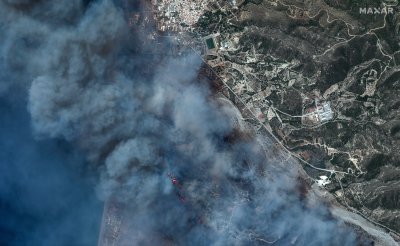 Евакуацията на Родос и Корфу продължава