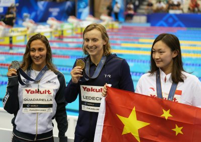 Кейти Ледецки спечели пета световна титла на 1500 метра свободен стил във Фукуока