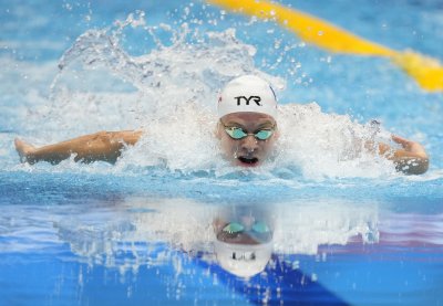 Френското чудо Леон Маршан завоюва втора титла на световното първенство по плуване във Фукуока