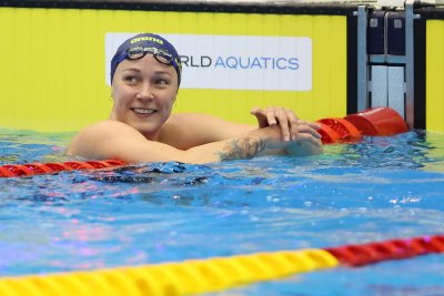 Три световни рекорда в предпоследния ден на световното първенство по плувни спортове във Фукуока