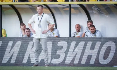 Старши треньорът на Ботев Пловдив Станислав Генчев се оплака че