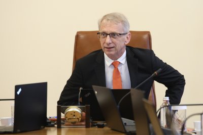 Премиерът акад Николай Денков и петима министри ще представят актуални