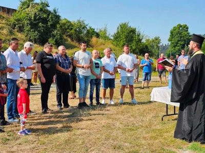 Българският футболен съюз започна изграждането на още един терен който