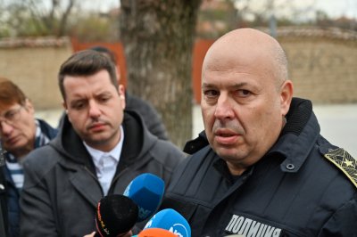Отстраниха директора на пловдивската полиция заради убийството в Цалапица, протестите не стихват