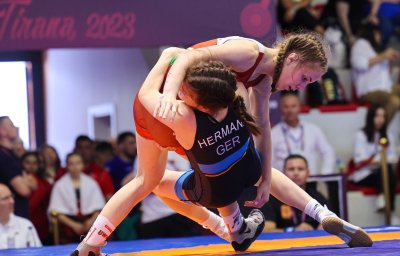 Българката Виктория Бойнова достигна до репешажите в категория до 57