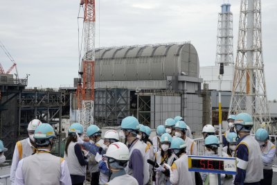 Протест в Токио срещу изпускането на радиоактивни води в океана