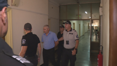Началникът на група Миграция в полицията в Разград остава в