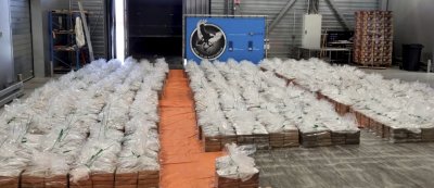 Рекордна пратка от над 8 тона кокаин задържаха гранични служители