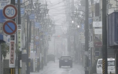 Тайфунът Лан връхлетя Япония