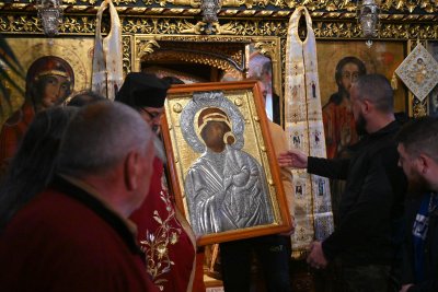 Бачковският манастир отбелязва храмов празник на Голяма Богородица Вярващи се