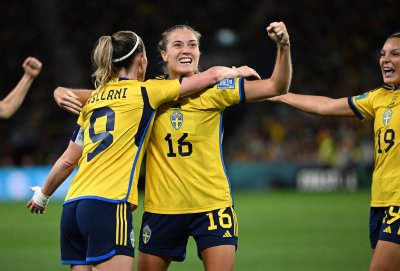 Отборът на Швеция победи Австралия с 2 0 в мача