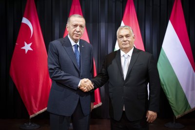Ердоган и Орбан разговаряха в Будапеща