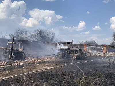 Над 6 часа огнеборци гасиха пожар край пловдивското село Сухозем