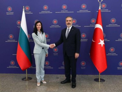 Мария Габриел: Сътрудничеството между България и Турция дава отговор на регионални и глобални предизвикателства