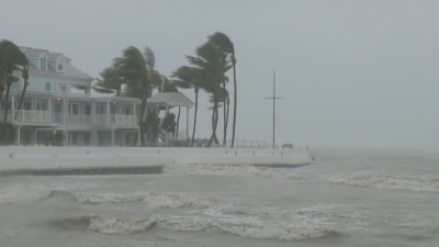 Флорида в очакване на урагана Идалия