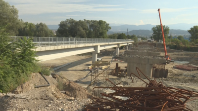 Добра новина за жителите на 6 села в Благоевградско - изграждат важен мост след месеци чакане