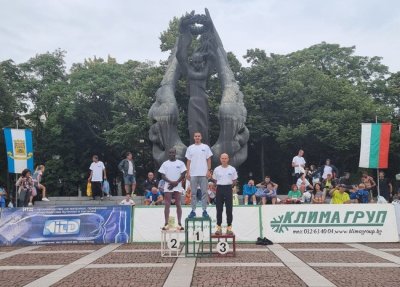 Паднаха рекордите при мъжете и жените на международния мемориален маратон „Съединение“.