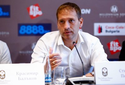 Стилиян Петров призова за подкрепа към Петър Хубчев, който се бори с коварна болест
