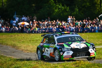 Световният шампион в WRC3 за 2016 г Симоне Темпестини с