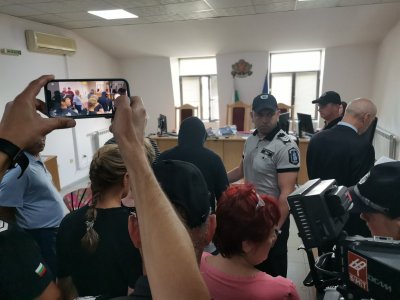 В районния съд в Пловдив започна гледането на мерките на