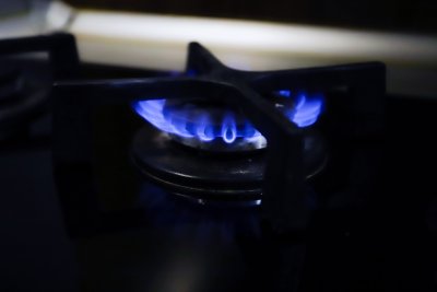 КЕВР утвърди с около 6% по-скъп природен газ за септември