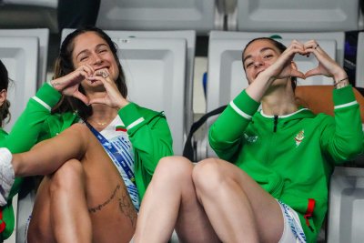 Стефани и Габриела Стоеви загубиха на старта на турнир в Хонконг