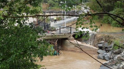 В Бургас днес се прощават със загиналата при наводненията районна