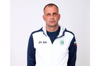 Дългогодишният футболист и треньор Антони Здравков бе назначен за председател