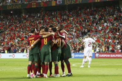 Португалия унижи Люксембург за най-голямата победа в историята си